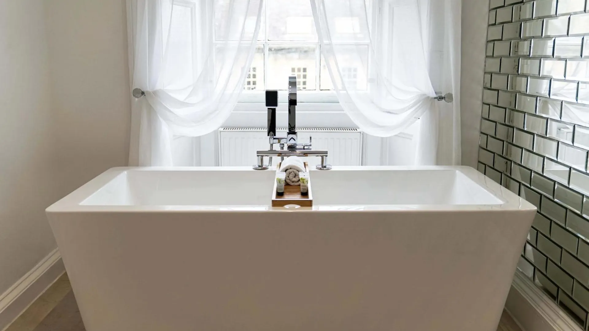 Hanover 71 Suites Edinburgh 4*,  United Kingdom