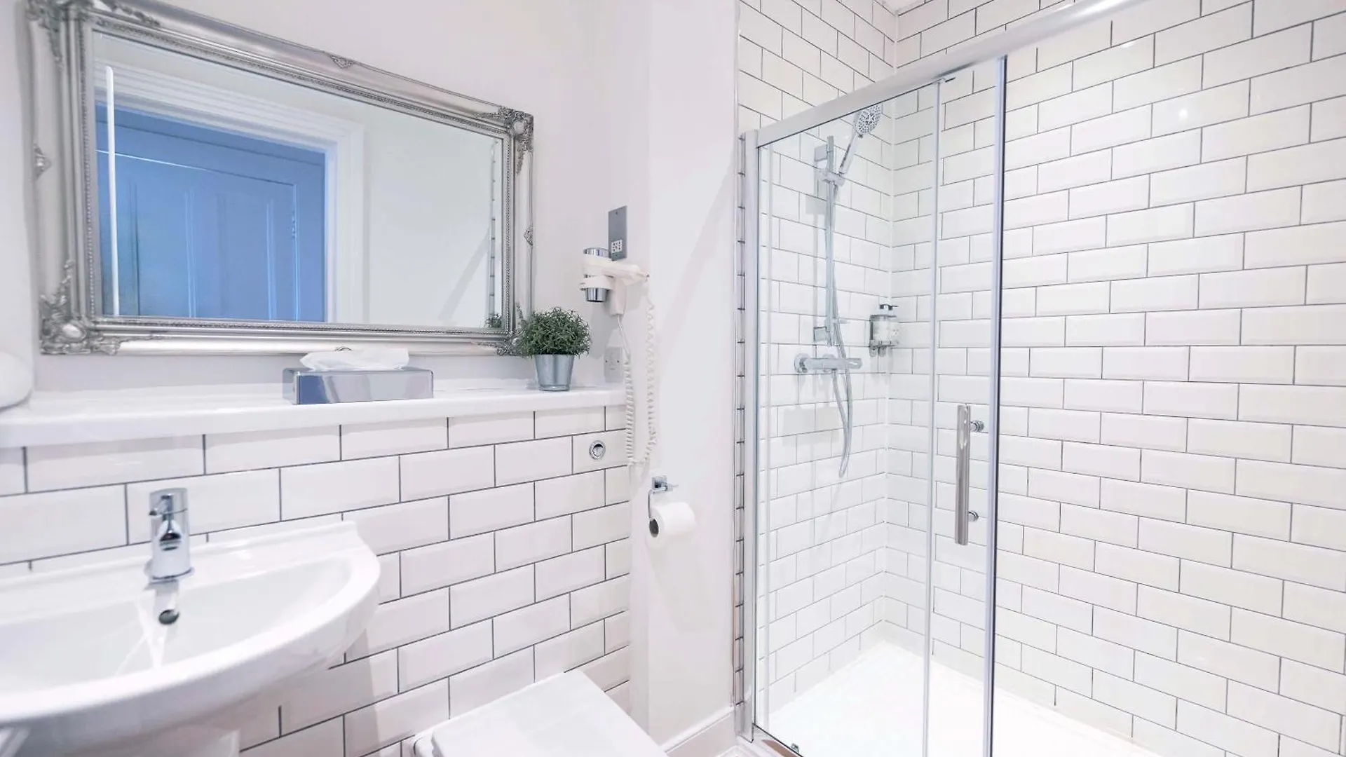 Hanover 71 Suites Edinburgh 4*,